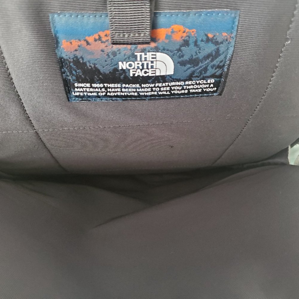THE NORTH FACE WOMEN'S BOREALIS LUXE BACKPACK Icecap Blue/Bur - Picture 5 of 12